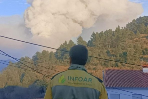 El Gobierno de Aragón da por estabilizado el incendio de San Agustín