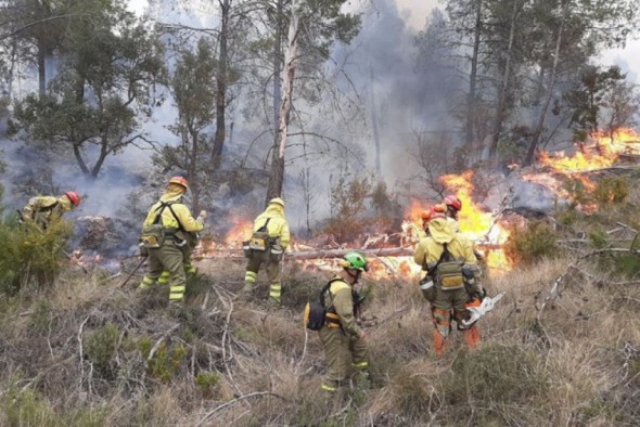 Sánchez ve el incendio del Alto Mijares como una advertencia del cambio climático