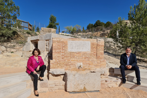 Finaliza la restauración de la fuente turolense del Calvario y del Arquillo del Carrel