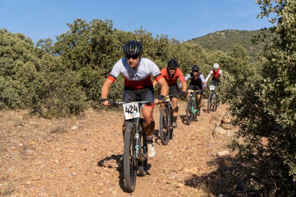 Medio millar de ciclistas se ponen a prueba en la Jamón Bike