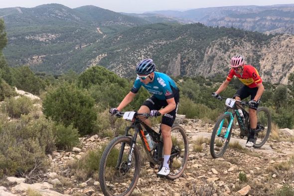 Stiebjahn y Fernández se coronan en la XIII BTT Masadas de Ejulve