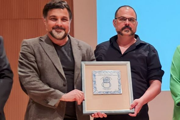 El Centro de Estudios del Bajo Martín recoge uno de los Premios Búho 2023