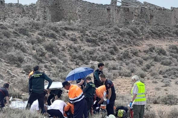 Voluntarios de Protección Civil localizan en Azaila a un anciano inconsciente y en estado muy grave