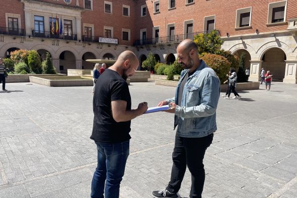 Ganar Teruel-Izquierda Unida recoge firmas para salvaguardar la atención primaria en Aragón