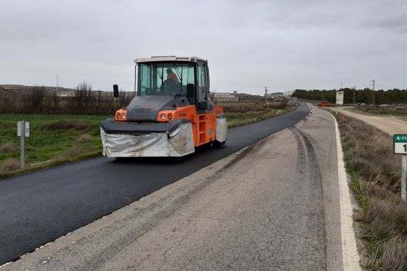 Salen a licitación las obras de refuerzo del firme de dos tramos de carreteras turolenses