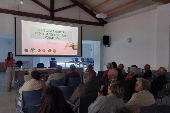 Alloza pone en valor el aceite Royal con degustaciones, charlas y talleres prácticos