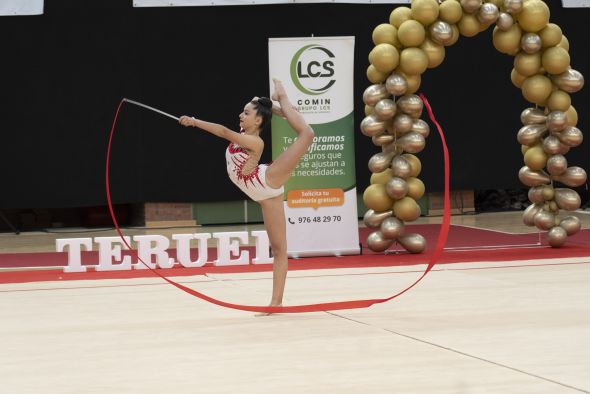 El futuro de  la gimnasia rítmica aragonesa pasa por Los Planos