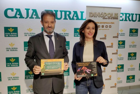 Dinópolis y Caja Rural de Teruel revalidan el convenio que mantendrá precios reducidos para los escolares turolenses