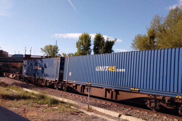 Adif avanza en los trámites para ampliar los gálibos de la línea de tren