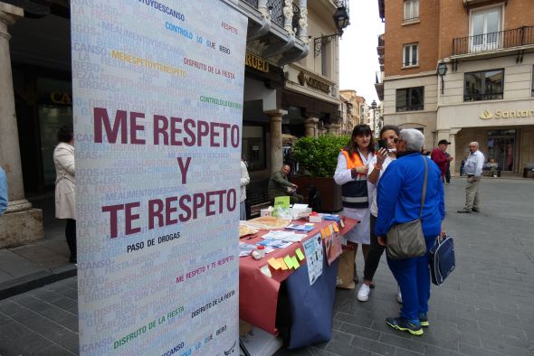 Animan a dejar de fumar a los turolenses en el Torico, los IES y los centros de salud