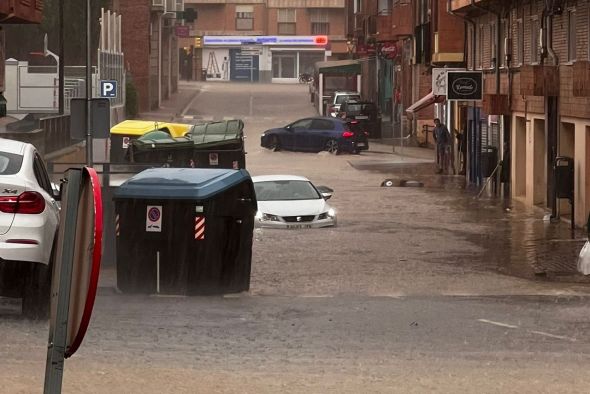 Una fuerte tromba de agua sobre Teruel obliga a realizar una quincena de salidas a los bomberos