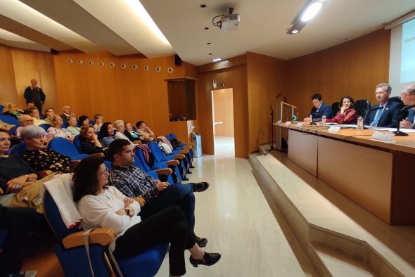 Alberto J. Schuhmacher: Debemos poner nombre y apellidos al cáncer: son más de 400 enfermedades
