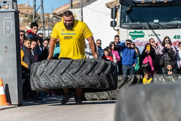 Utrillas abre  sus puertas a  los hombres más fuertes de España