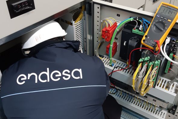 Endesa invierte 100.000 euros en la digitalización y mejora tecnológica de la red en Alcañiz