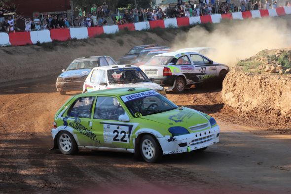 Allueva, Pajares y Casino salen reforzados del Autocross de Esplús