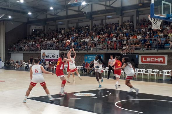 España sufre para derrotar a China en Alcañiz (68-63)