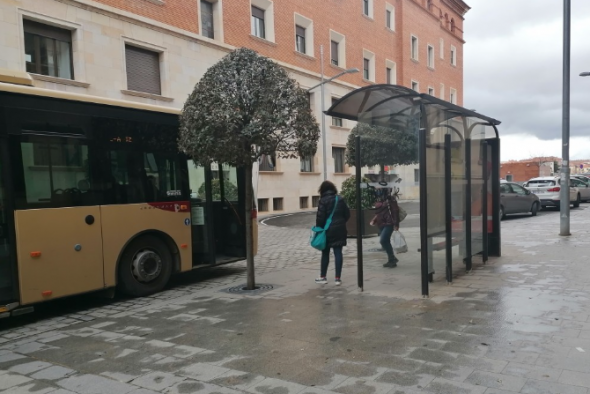 El precio de los bonos del autobús urbano de Teruel continuará reducido a la mitad hasta fin de año