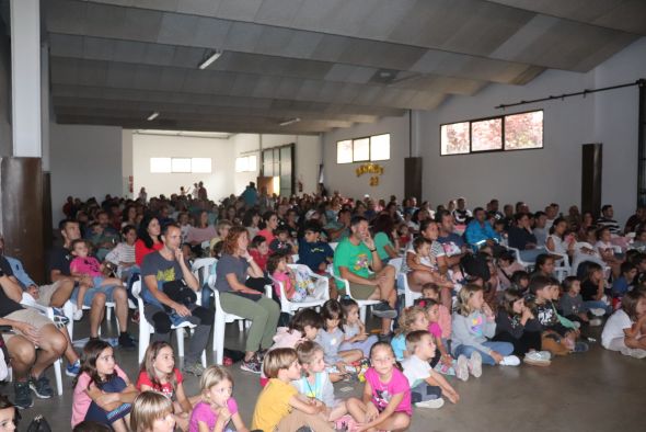 Las inclemencias meteorológicas impiden a Orain-Bi clausurar el VIII Festival Carabolas