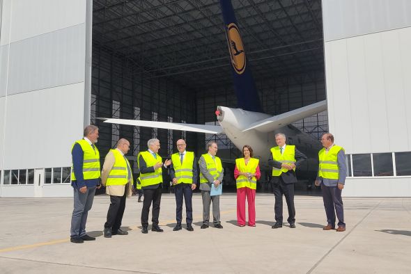 Tarmac celebra su décimo aniversario en el Aeropuerto de Teruel con la inauguración del hangar doble