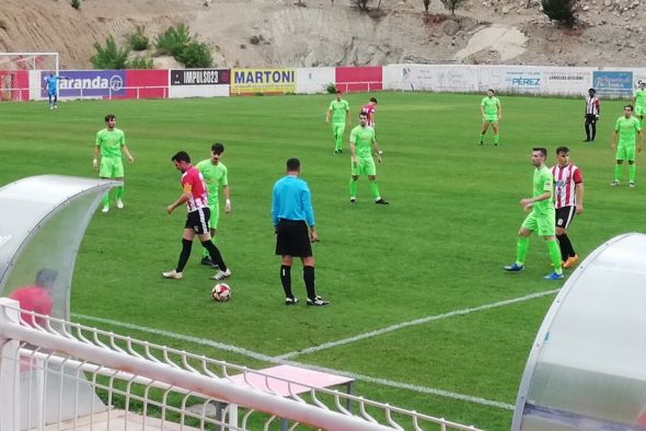 El Utrillas estrena su casillero de triunfos gracias a un gol de Adrián (0-1)