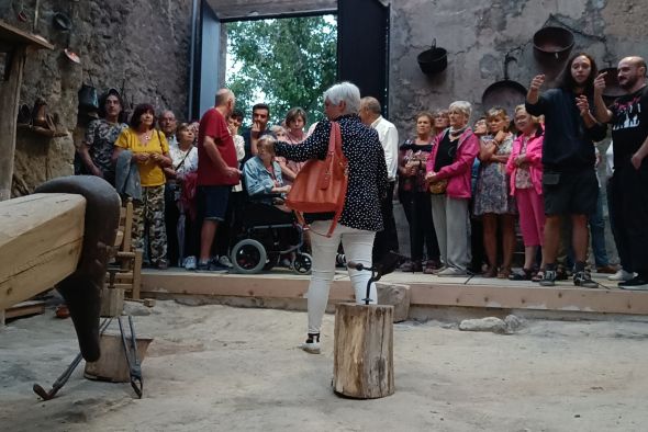 Calamocha presume de su martinete de cobre en una jornada de puertas abiertas