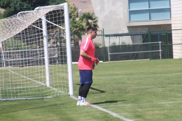 Unai Calavia: Plantearnos el ascenso a estas alturas sería como estrellarnos