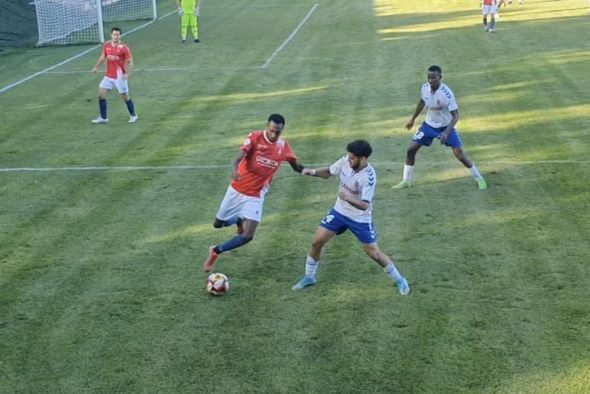 El Calamocha saca un punto con sabor a poco ante el Belchite 97 (1-1)