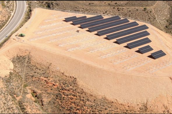 El huerto solar de la comunidad energética de Gea de Albarracín estará terminado este mes