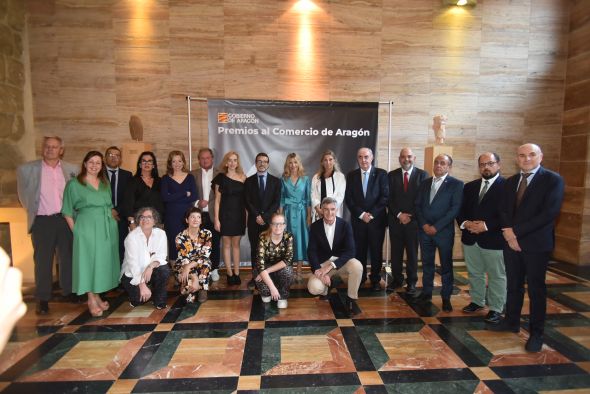 Chocolates Artesanos Isabel, de Alcorisa, y los ayuntamientos de Orihuela y Gúdar, entre los premios del Comercio de Aragón