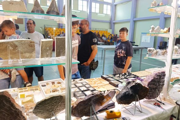 La Feria de Minerales, Gemas y Fósiles de Utrillas congrega a 3.000 personas