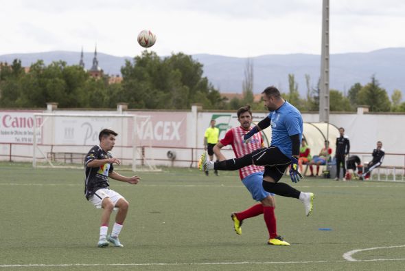 El Alcañiz también se lleva los tres puntos en el derbi de la jornada en la Regional Preferente