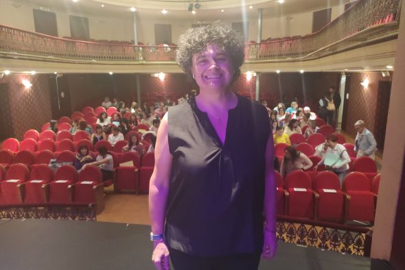 Charo Rueda, doctora en Psicología por la Universidad de Granada: “Falta concienciar a las familias del contenido, horas y edad de acceso a los dispositivos”