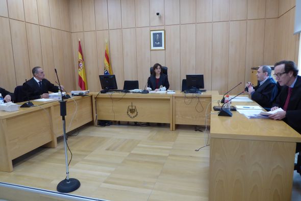 Un herido en la Hoguera de Castelserás de 2019 reclama 300.000 euros