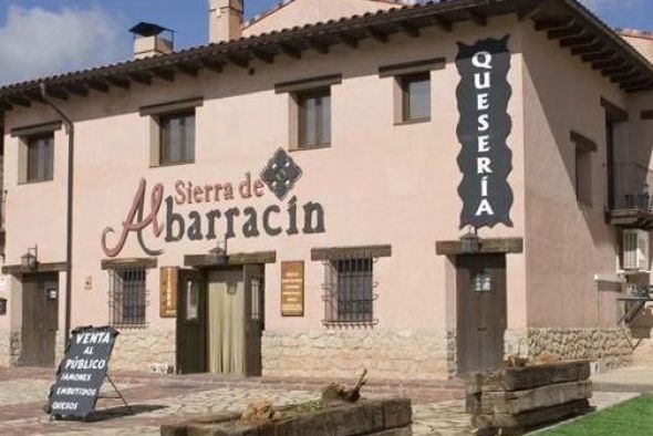 La empresa Quesos de Albarracín regresa de los World Cheese Awards cargada de premios