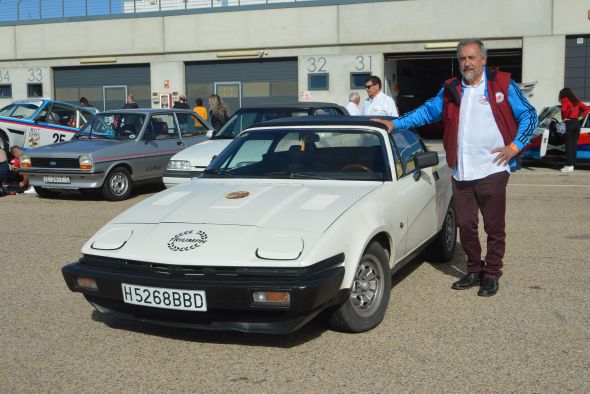 Agustín Anguela, secretario del Club de Vehículos Antiguos en el Bajo Aragón: La nueva normativa de la DGT para vehículos históricos facilitará mucho los trámites