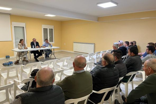 Los agricultores de la Sierra de Albarracín reclaman al Gobierno de Aragón ayudas directas por las pérdidas ocasionadas por la reserva cinegética