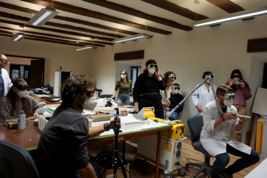 La Fundación Santa María de Albarracín enseña cómo conservar y restaurar el patrimonio cultural con rayos láser