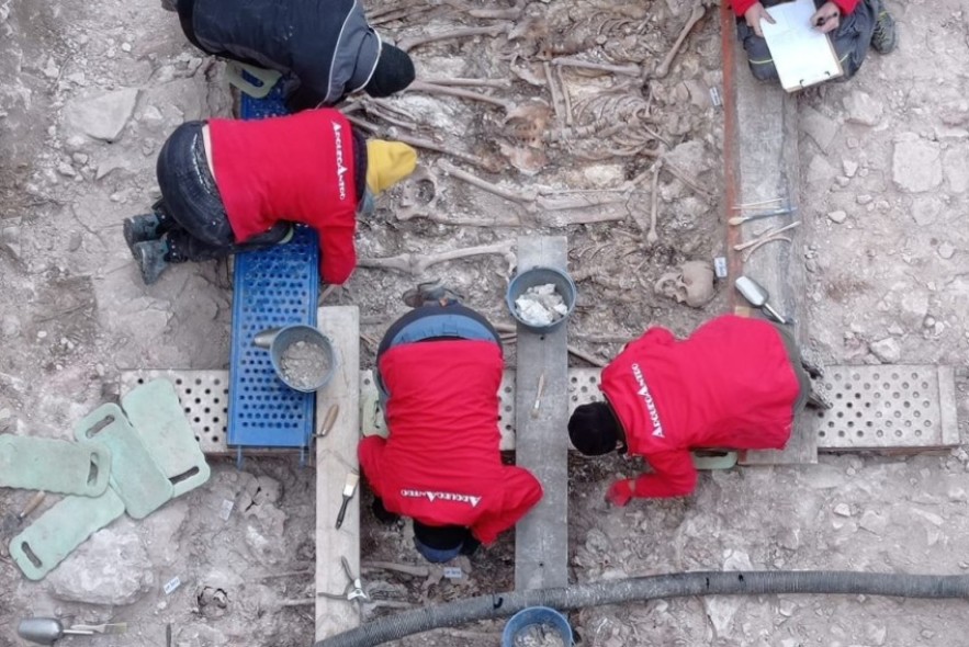 Encuentran a los tres fusilados de la guerra que buscaban en un campo de Bronchales