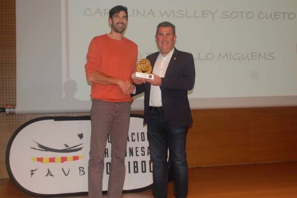 La II Gala del voleibol Aragonés reconoce los méritos turolenses