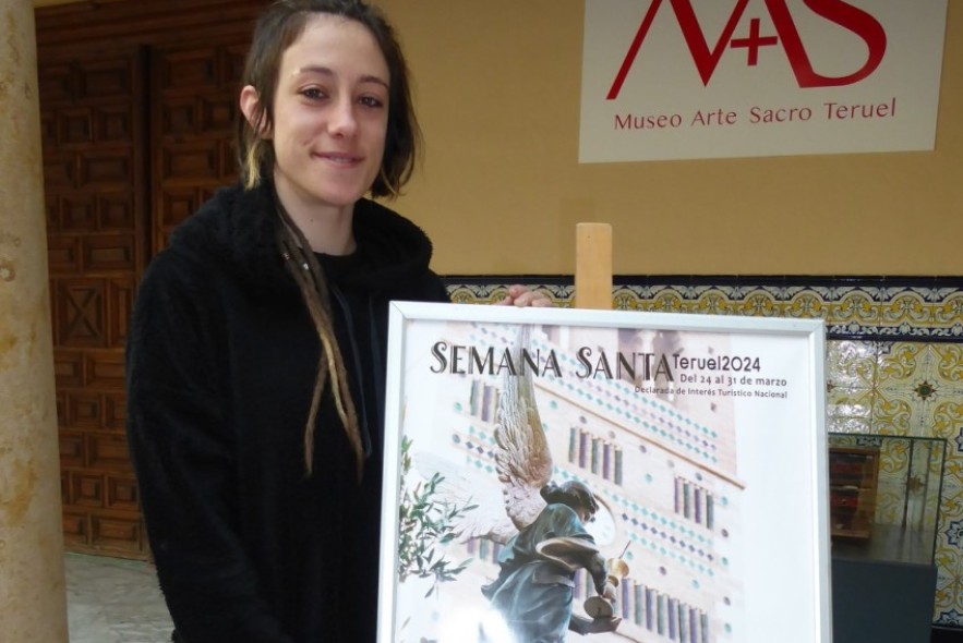 Clara Gómez Galeote, autora del cartel de la Semana Santa de Teruel 2024: “Quería que el cartel tuviera claridad para transmitir una sensación de calma y de luz”