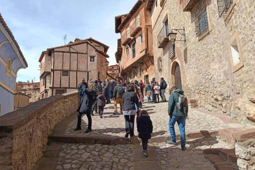 El Bajo Aragón y las casas rurales se salvan de las cancelaciones por el mal tiempo, que superan el 20 % en el sur de la provincia