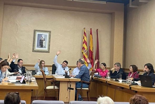 Alcañiz rechaza la supresión de paradas de autobús en las zonas rurales