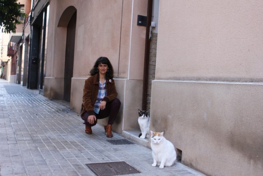 Ana María Pérez Lisbona, presidenta de la Asociación Colonia Felina Buenas Pulgas: “En Oliete hay 347 vecinos  y 110 gatos callejeros: tenemos  un problema que resolver”