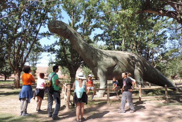 La empresa especializada Paleoymás construirá el 'Galveosaurus' del parque paleontológico de Galve