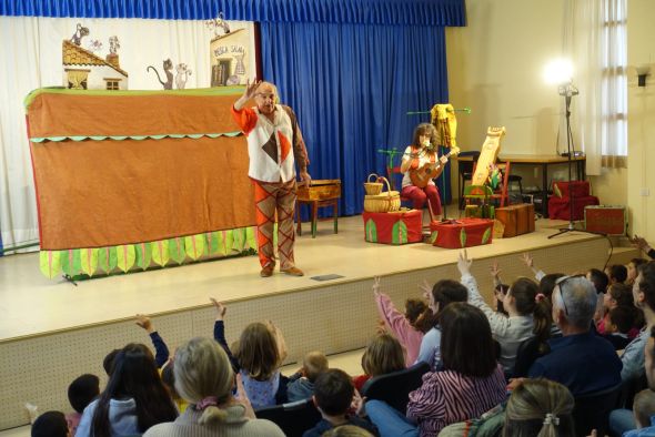 La Puebla de Híjar encuentra inspiración artística entre las cañas de la comarca