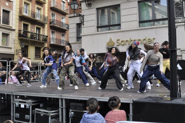 Bailando pese a la lluvia