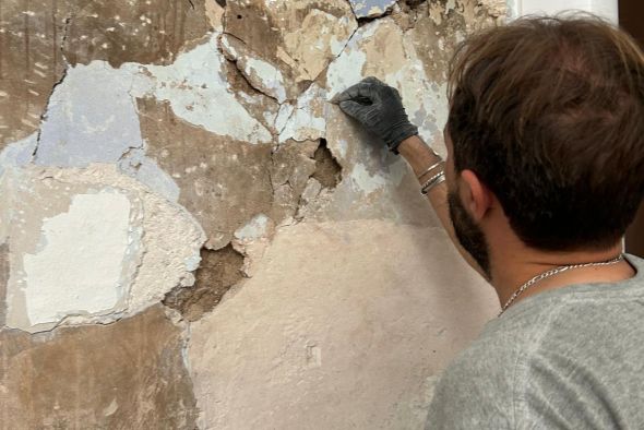 Jóvenes Estercuelanos apuesta por valorizar las viejas grisallas aunque estén deterioradas