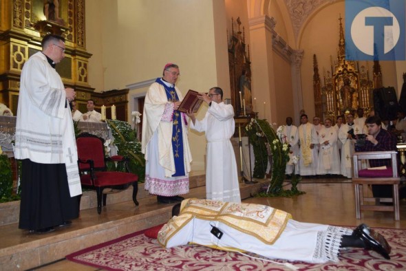 El obispo de Teruel y Albarracín realiza en Alcorisa su primera ordenación sacerdotal