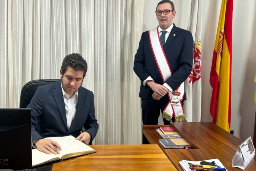 Javier Macipe conecta su cine con el alma de la Semana Santa andorrana