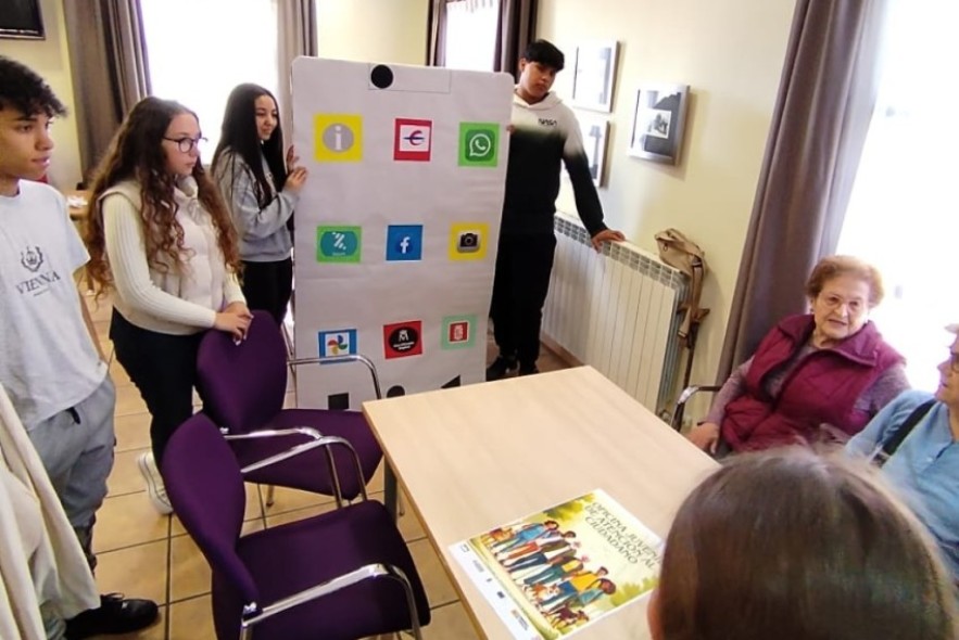 Los jóvenes de Utrillas lanzan su servicio de ayuda a la población